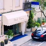 De Charme Regency מלון