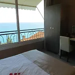 De Charme Regency מלון 2*