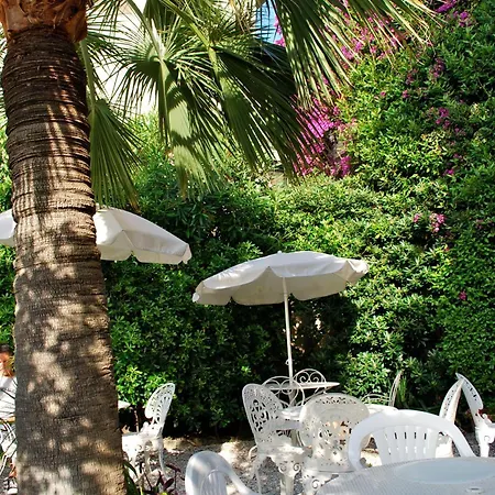 De Charme Regency Ξενοδοχείο