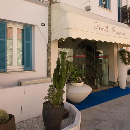 De Charme Regency 2* Roquebrune-Cap-Martin