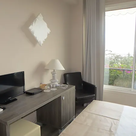 Hotel De Charme Regency 2*
