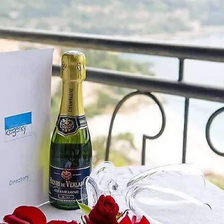 De Charme Regency Hotel