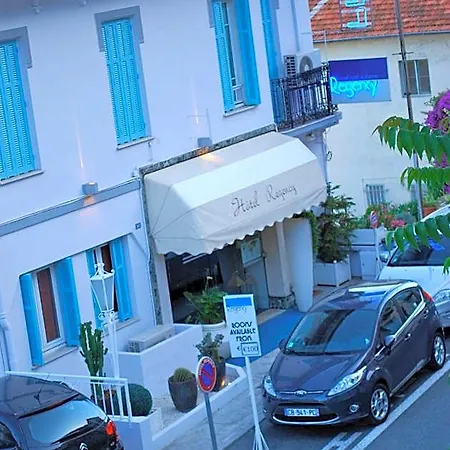 De Charme Regency Hotel