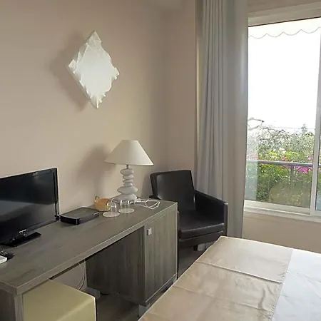 De Charme Regency Hotel Roquebrune-Cap-Martin